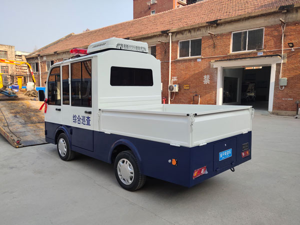 带空调电动巡逻车